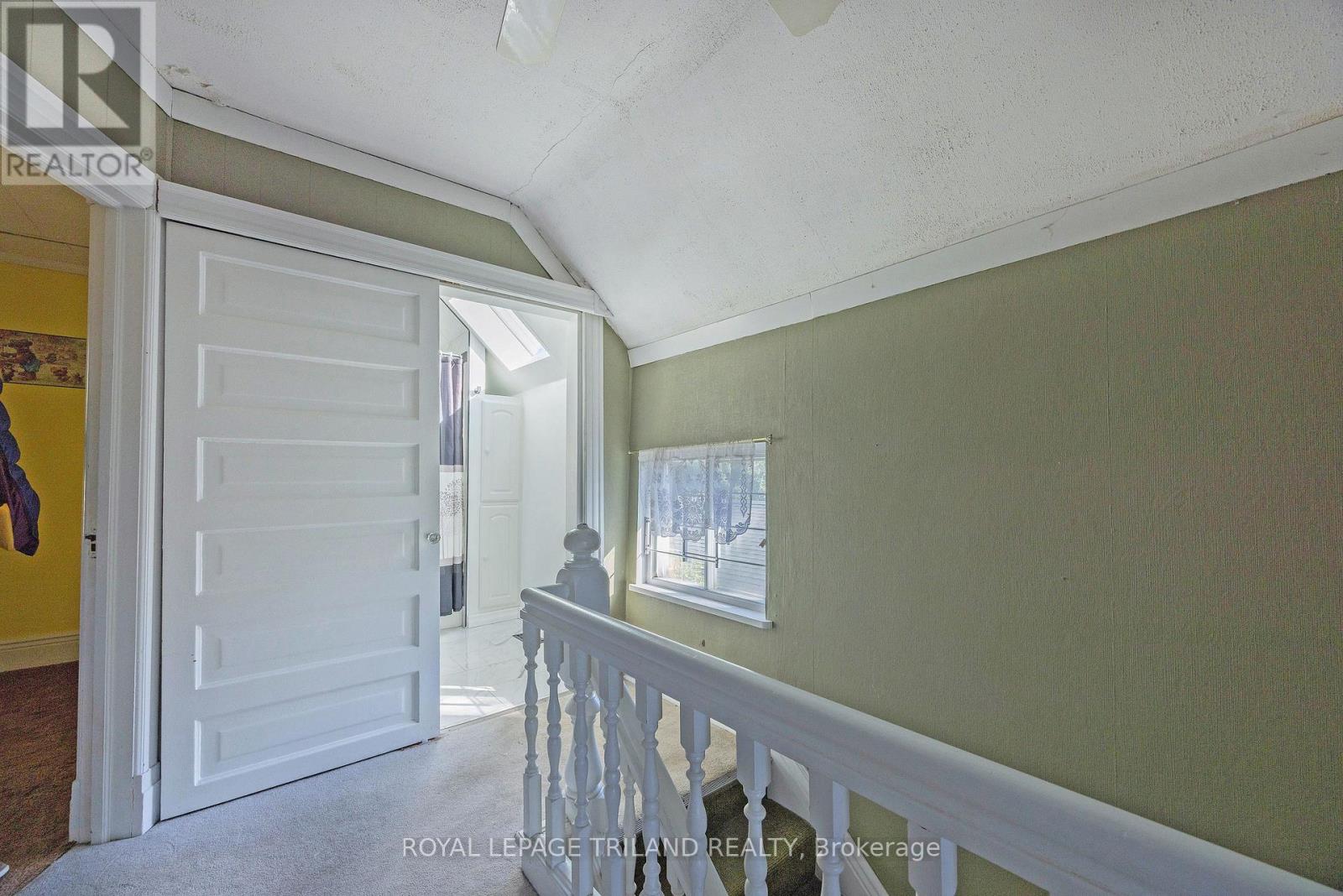 22 HEMLOCK STREET - 18