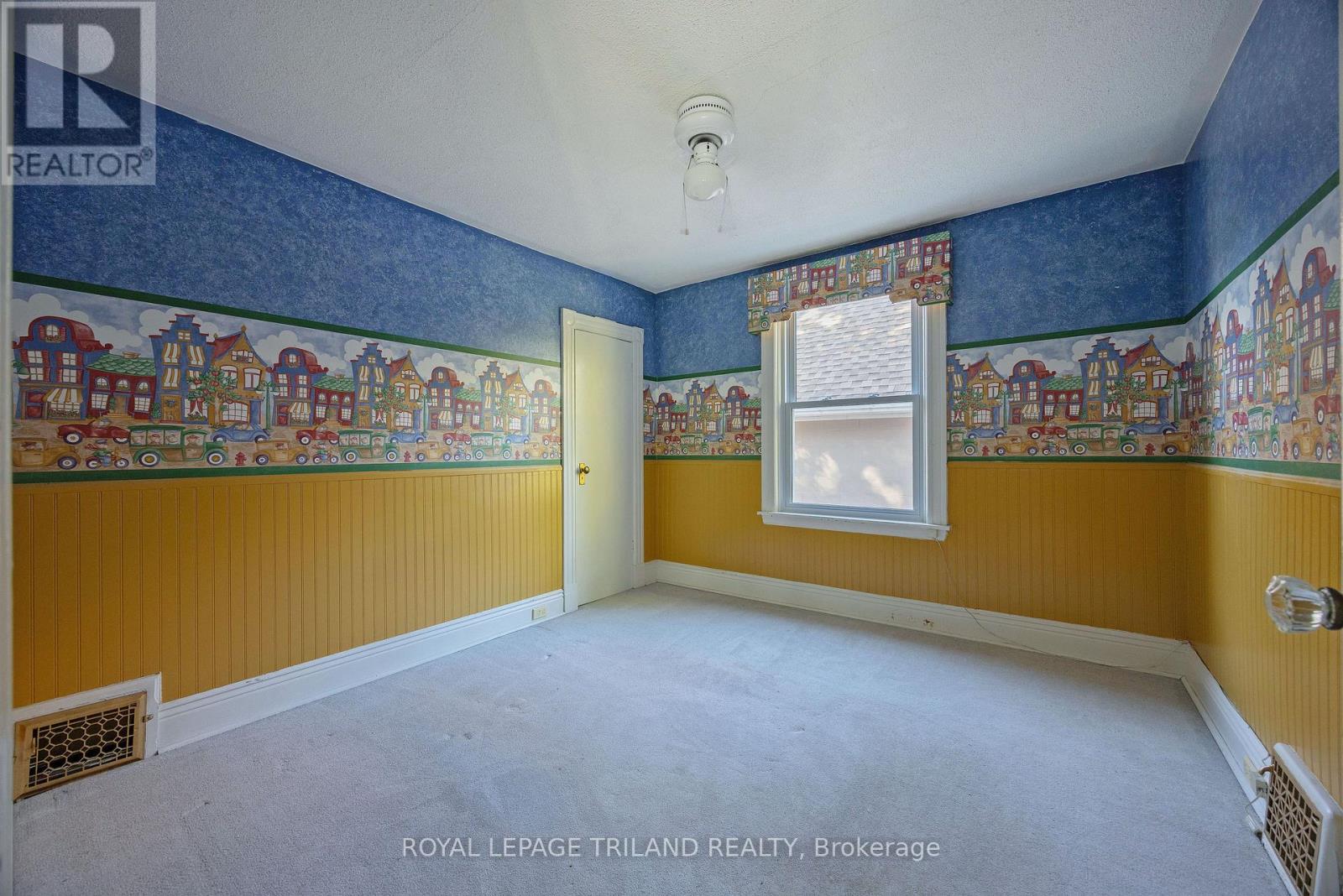22 HEMLOCK STREET - 22