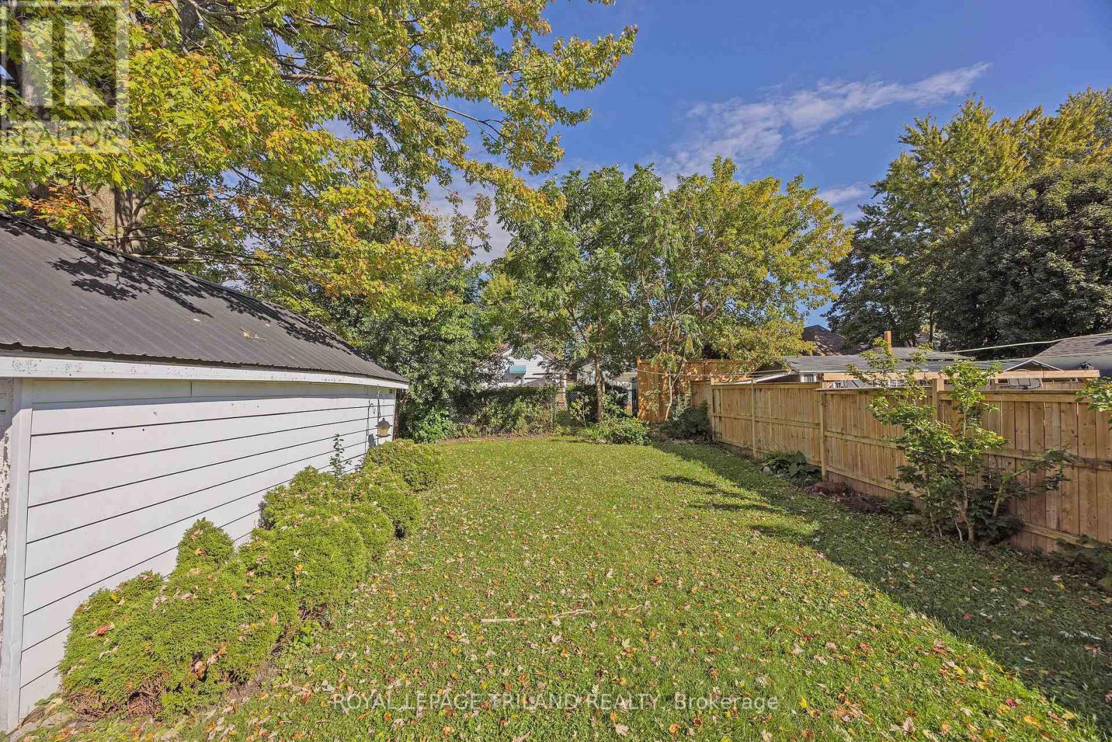 22 HEMLOCK STREET - 31