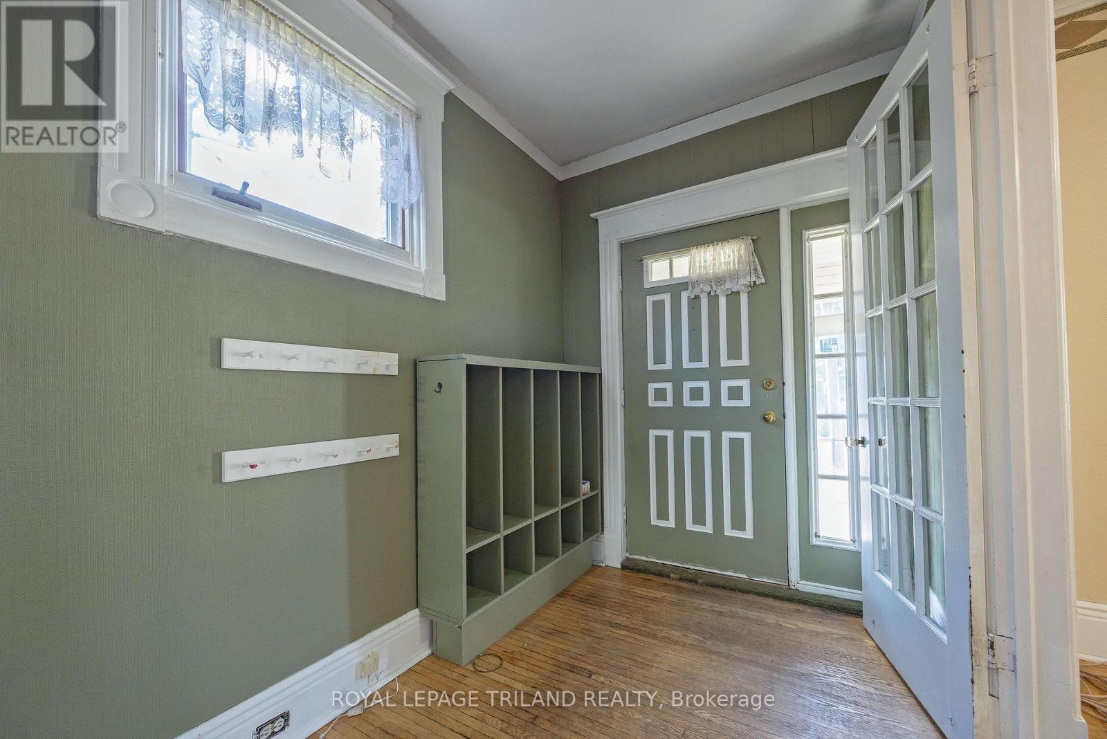 22 HEMLOCK STREET - 5