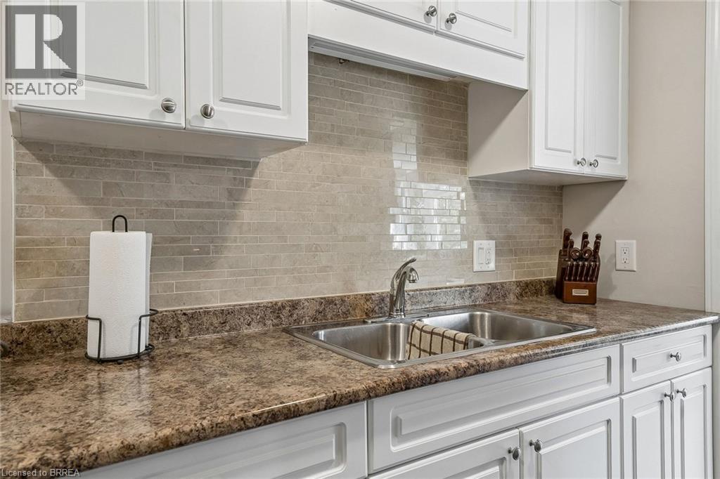 6 DEERFIELD Parkway - 12