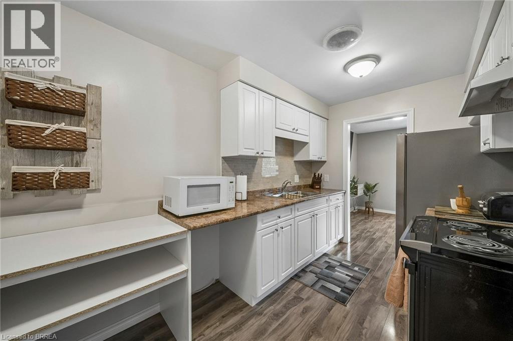 6 DEERFIELD Parkway - Image 9