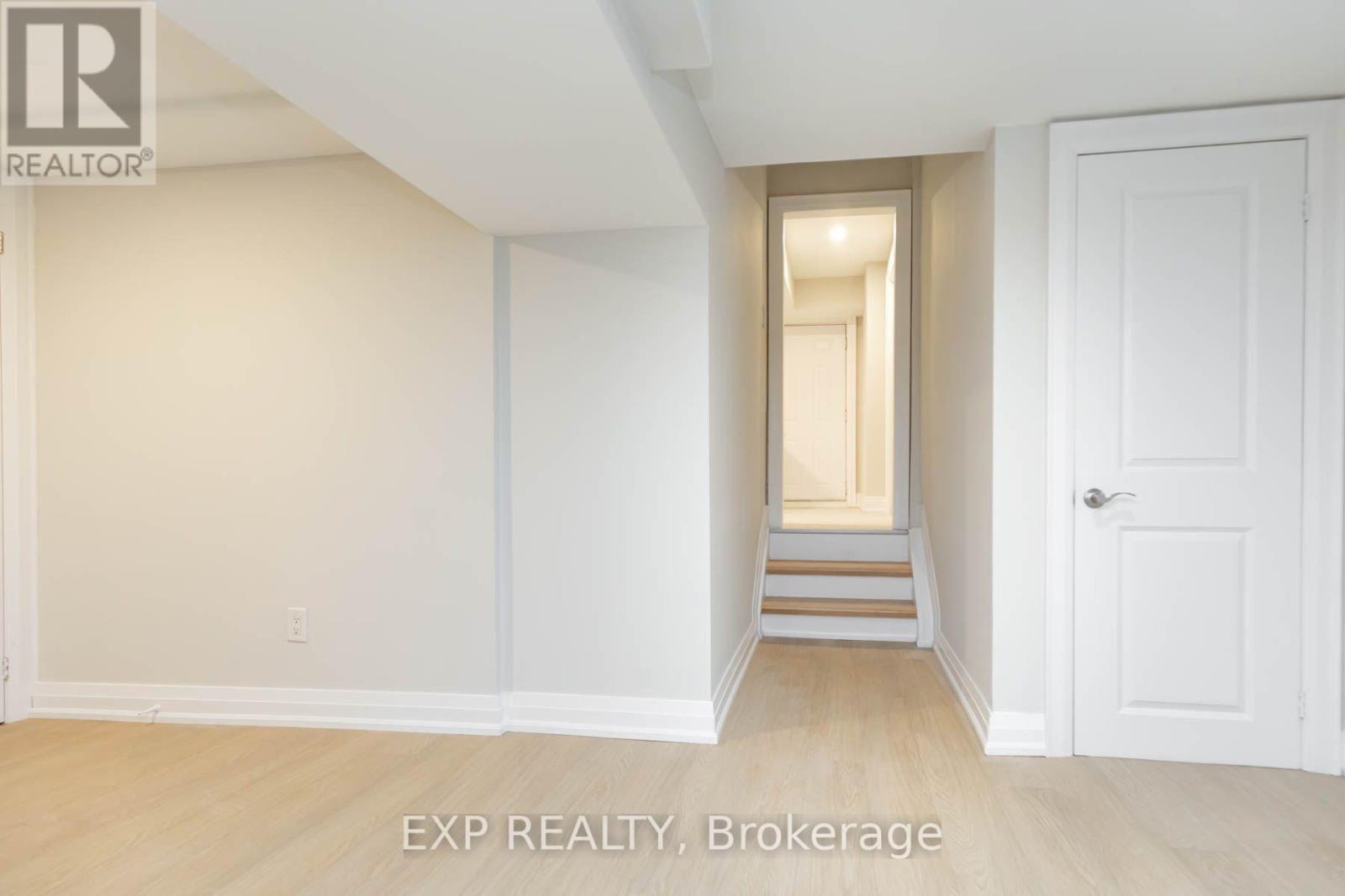 84 Laurel Avenue — photo 12