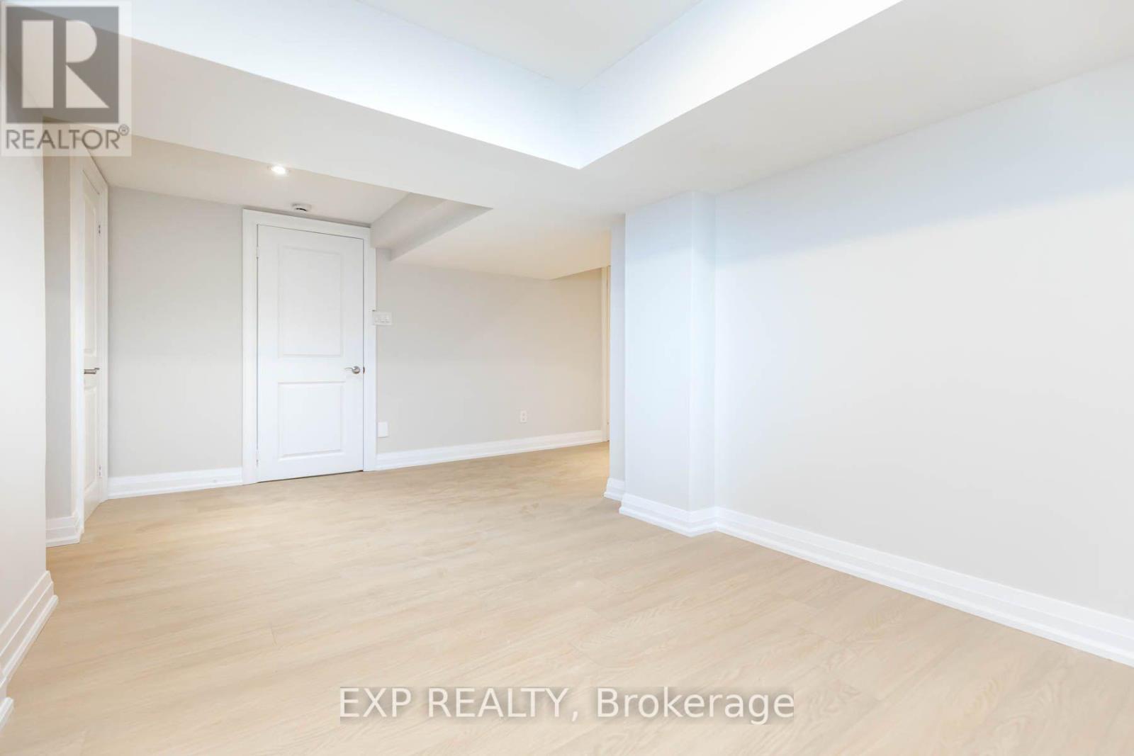 84 Laurel Avenue — photo 16