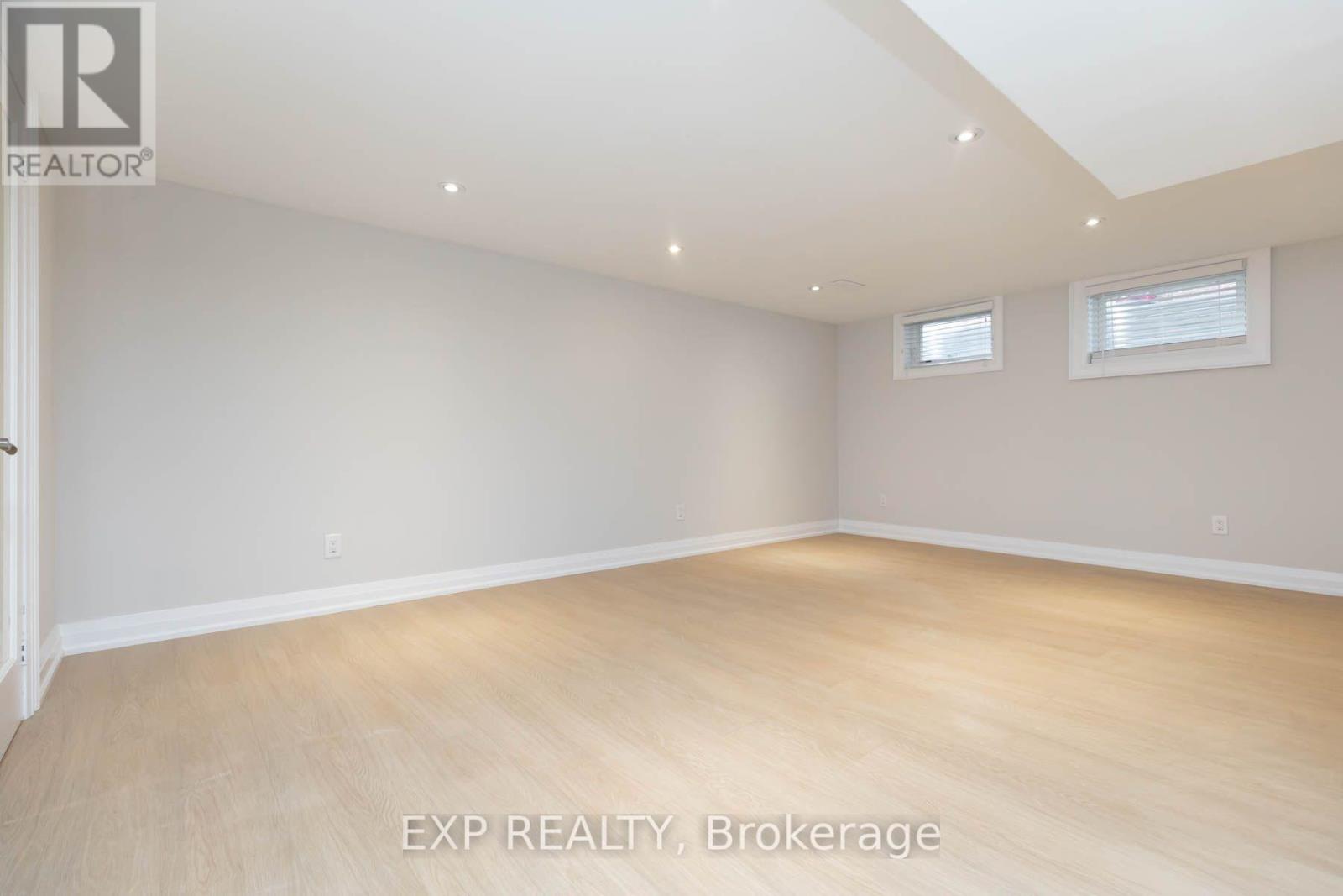 84 Laurel Avenue — photo 17