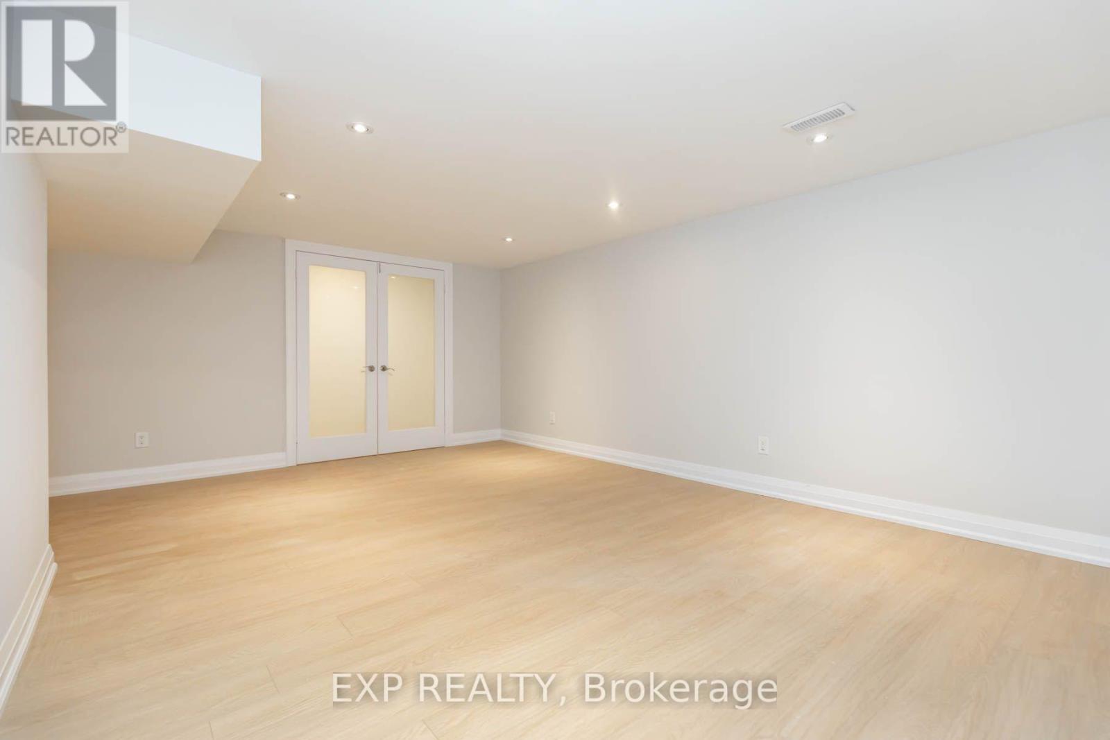 84 Laurel Avenue — photo 20