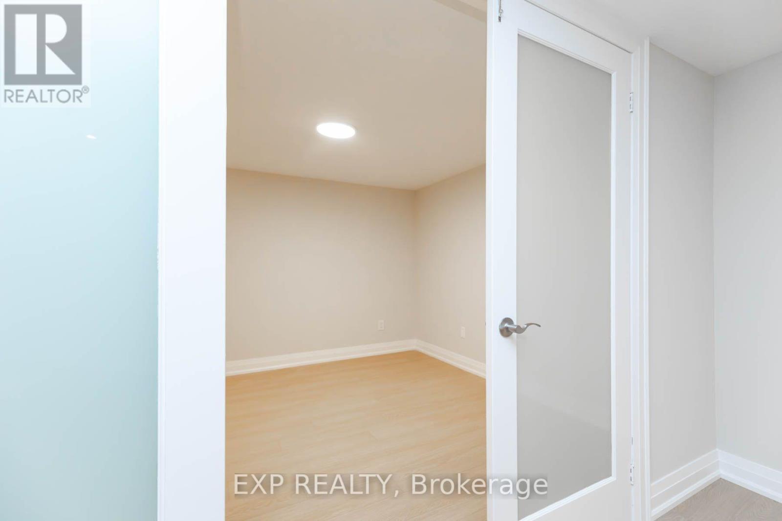 84 Laurel Avenue — photo 22