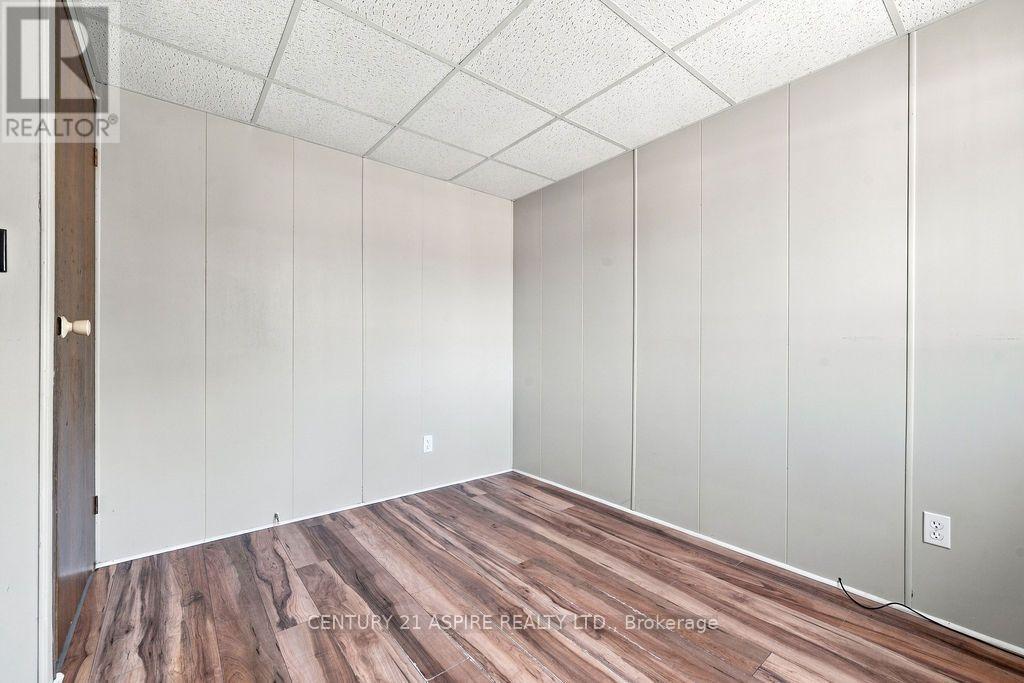 7 William Street — photo 32