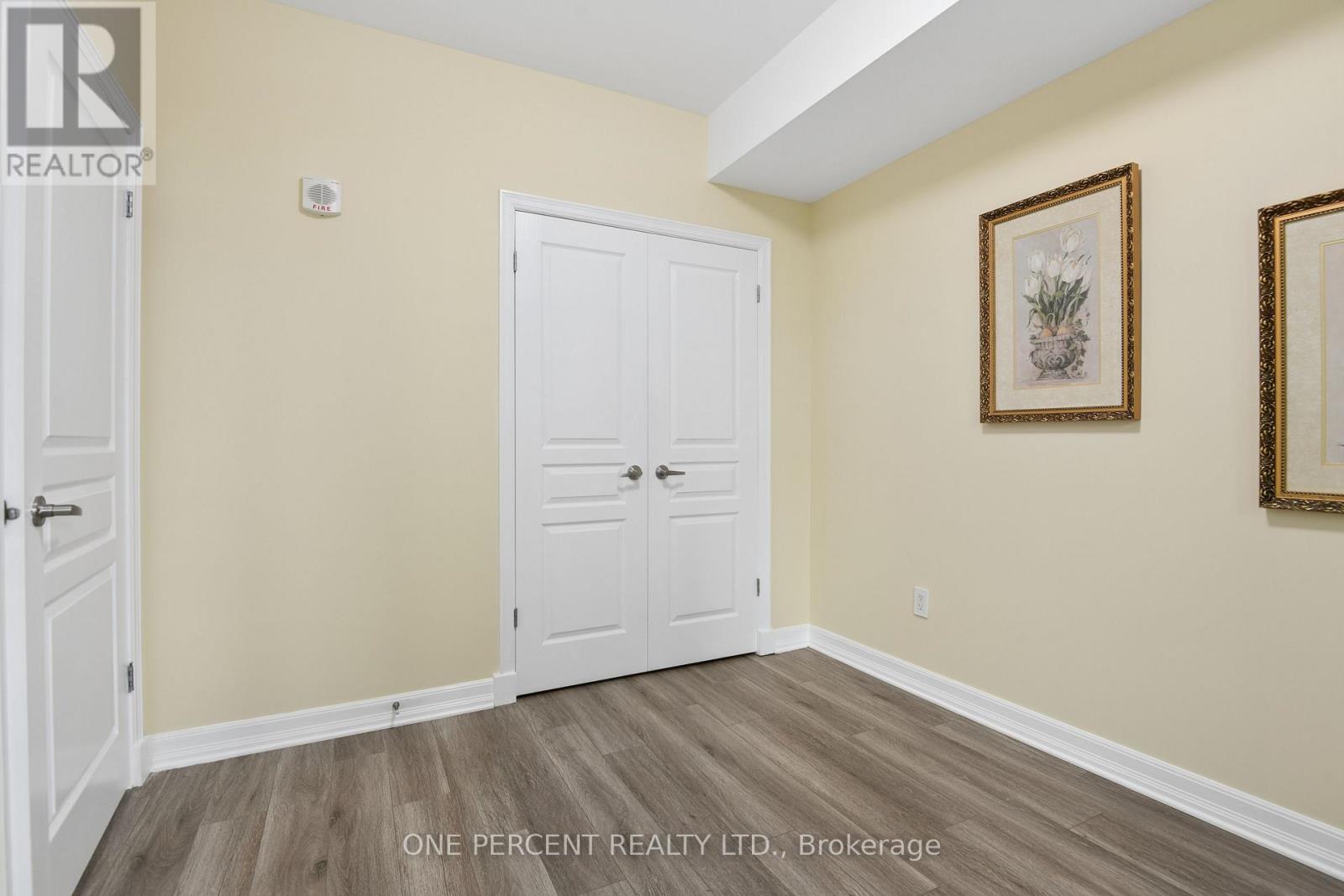 #214 238 BESSERER STREET - Image 25