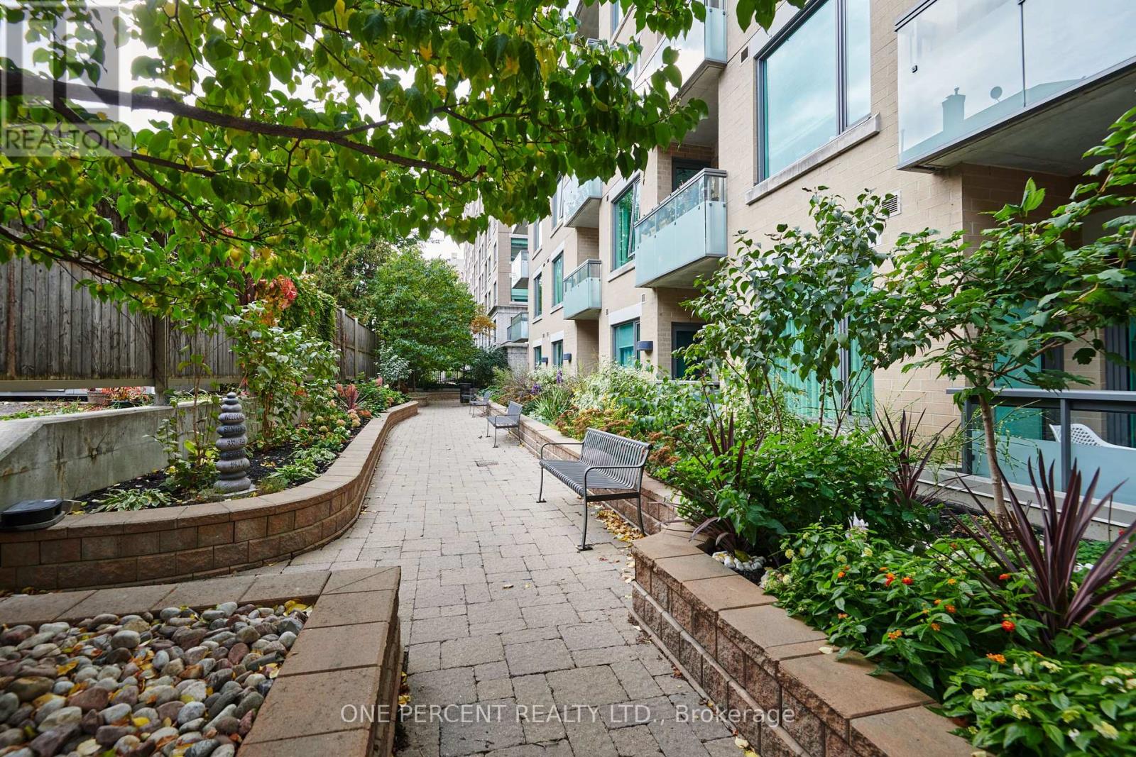 #214 238 BESSERER STREET - Image 31