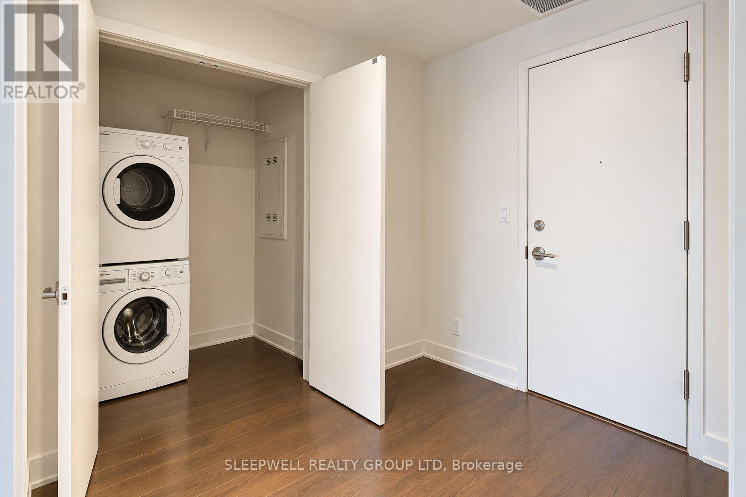 20 Daly Avenue — photo 8