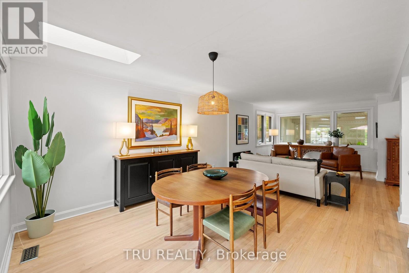 2110 Honeywell Avenue — photo 17