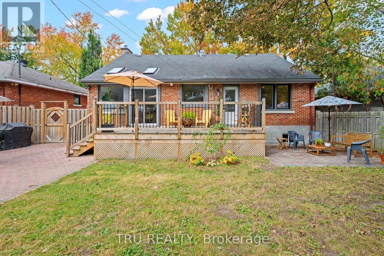 2110 Honeywell Avenue — photo 46