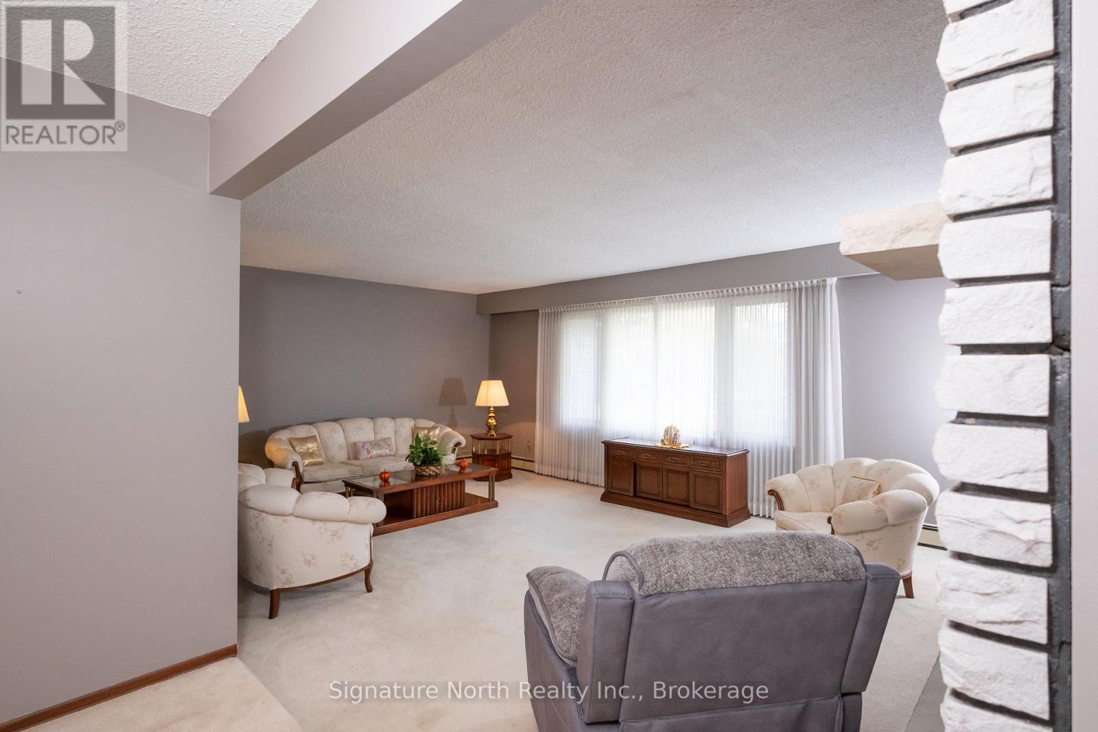 1770 Rosslyn Road — photo 11