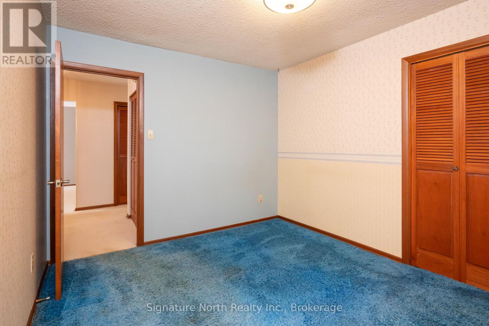 1770 ROSSLYN ROAD - 19