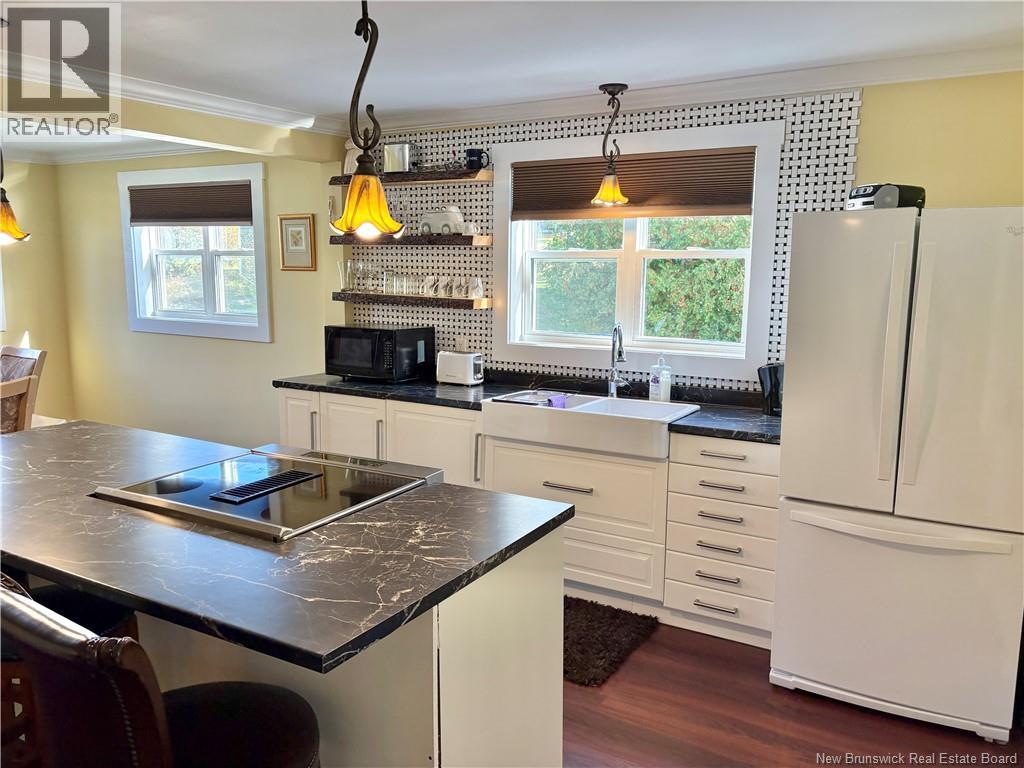 15 Underhill Street - 12
