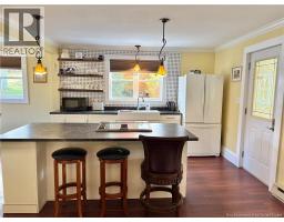 15 Underhill Street, photo 14