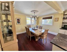 15 Underhill Street, photo 16