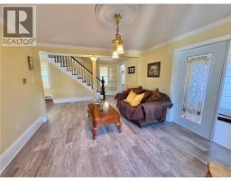 15 Underhill Street, photo 19