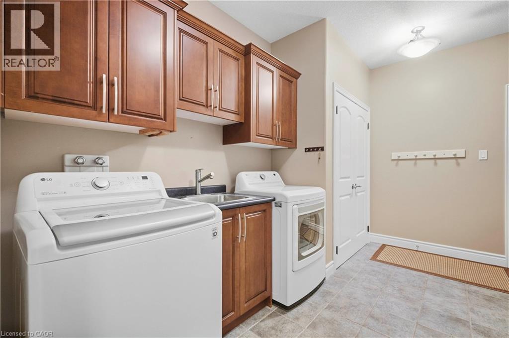 12 WELWOOD Avenue - 28