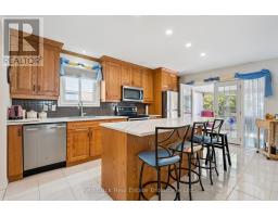 Kitchen - 744 Woodhill Drive, Centre Wellington, ON N1M3N2 Photo 13