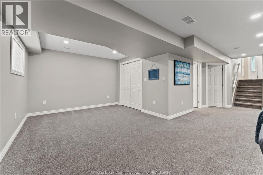 2476 Luxury - Image 22