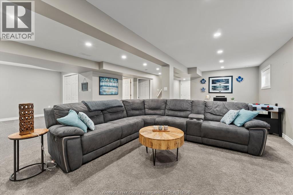 2476 Luxury - 20
