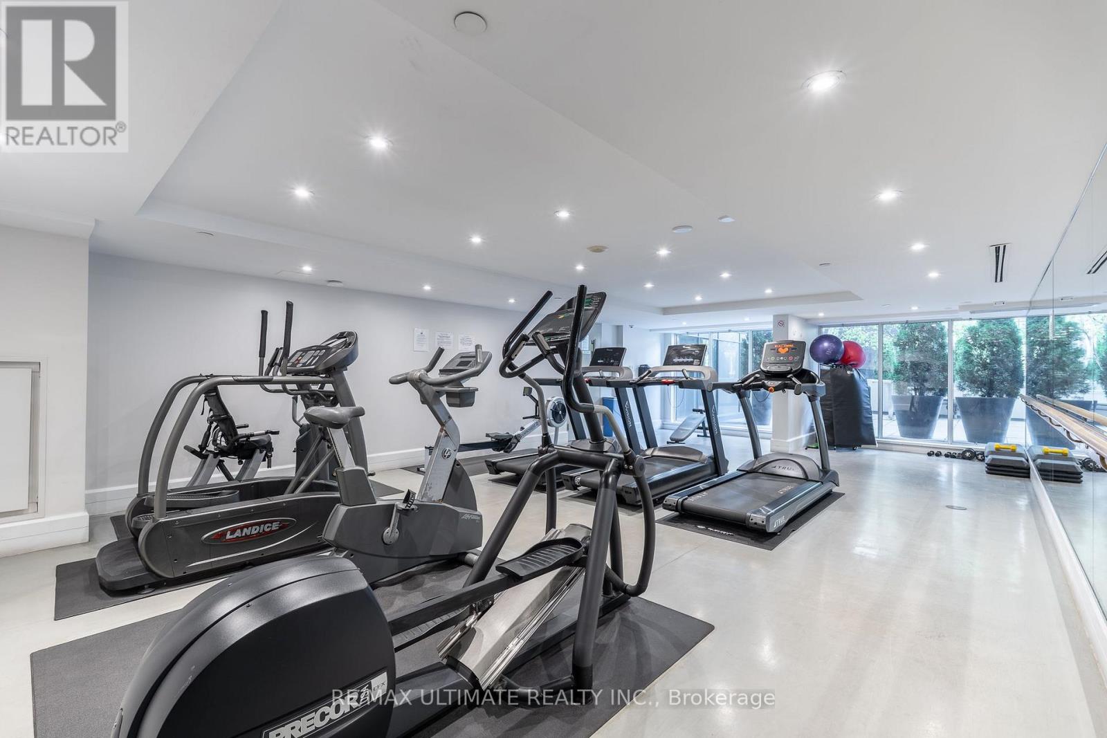 627- 111 Elizabeth Street, Toronto, ON photo 34