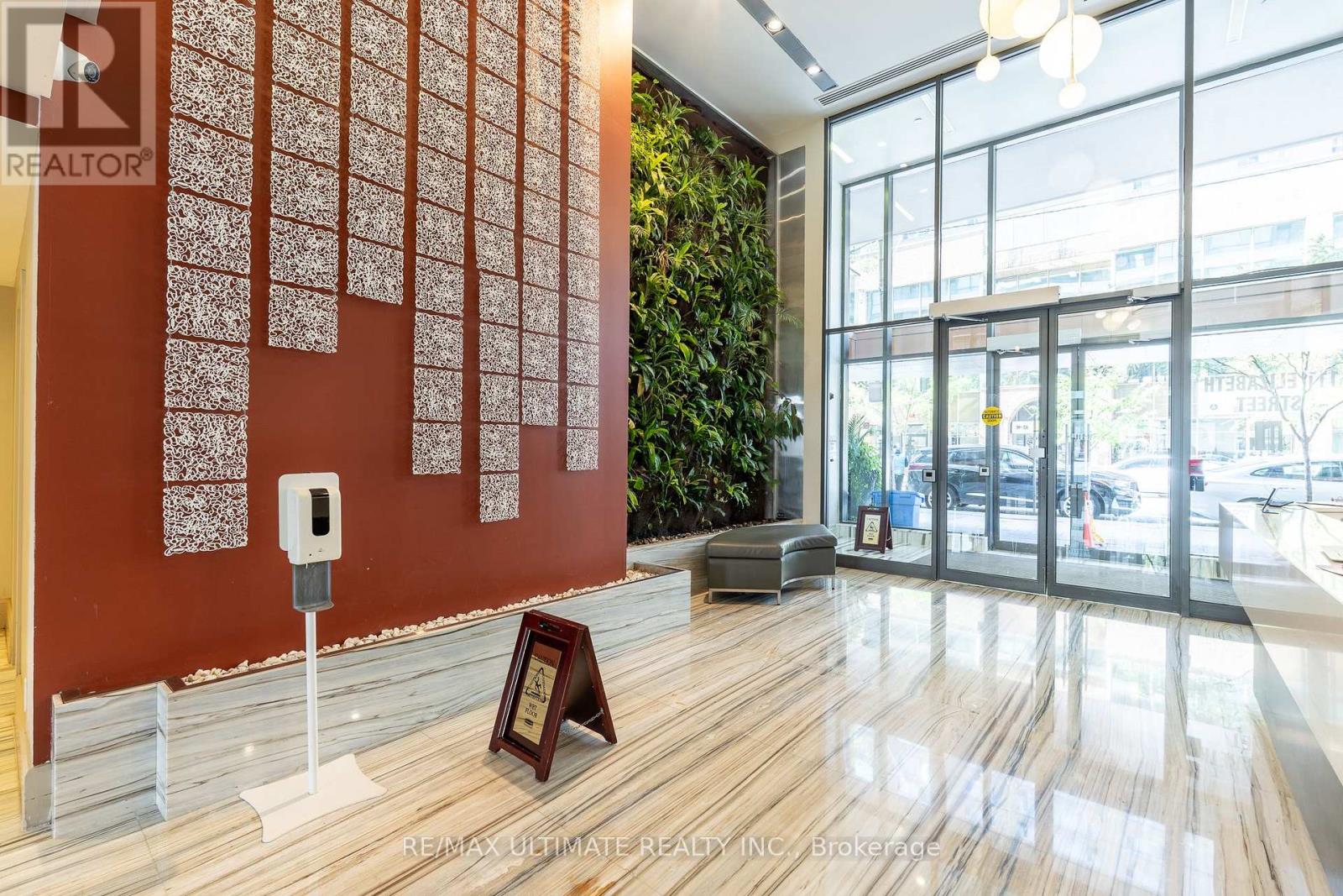 627- 111 Elizabeth Street, Toronto, ON photo 37