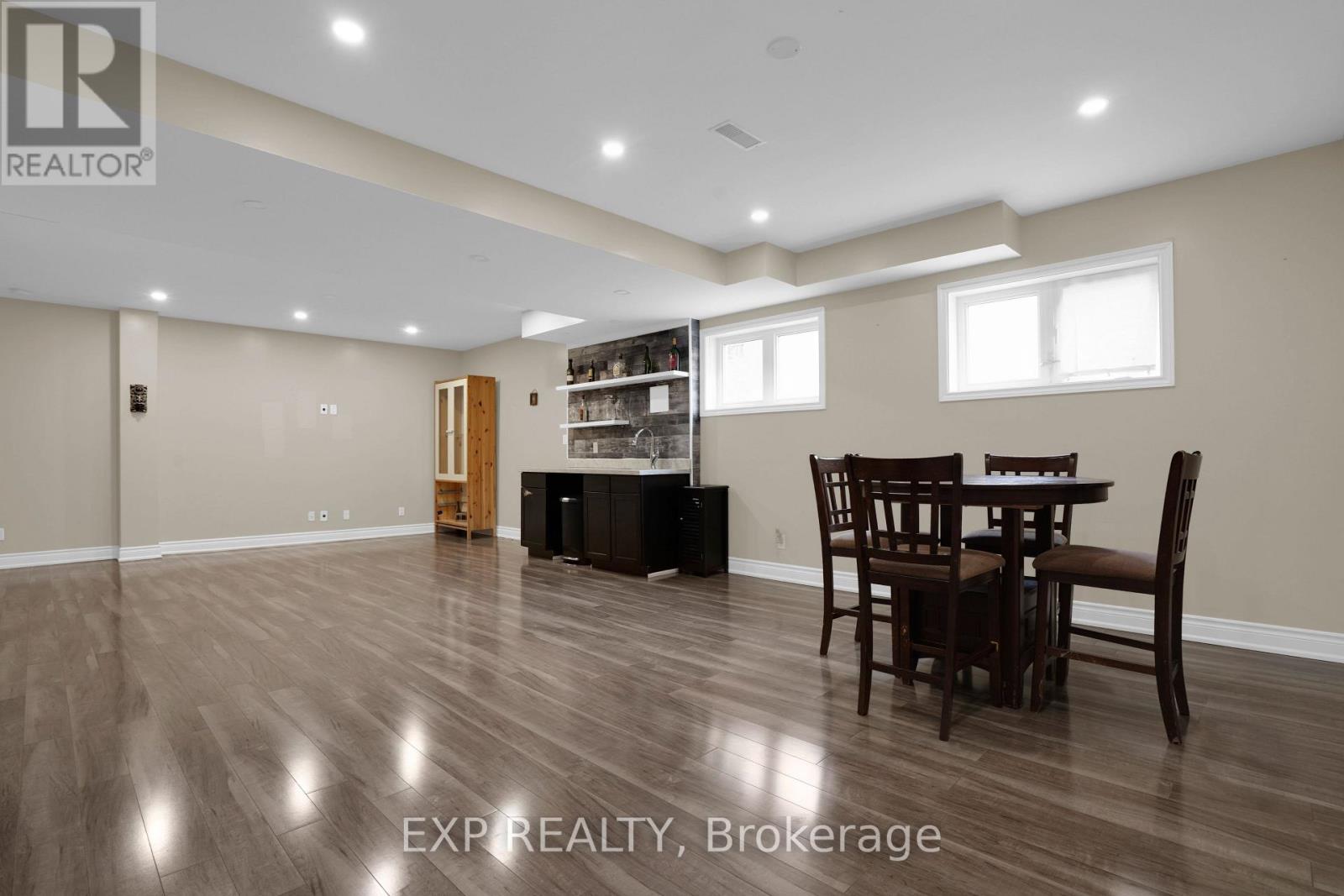 87 BOOKER DRIVE - 27
