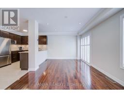 6 Expedition Crescent, Whitchurch Stouffville, ON L4A0T1 Photo 16
