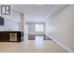 6 Expedition Crescent, Whitchurch Stouffville, ON L4A0T1 Photo 8