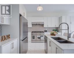 27 Hearthwood Gate, Whitchurch Stouffville, ON L4A4X1 Photo 17