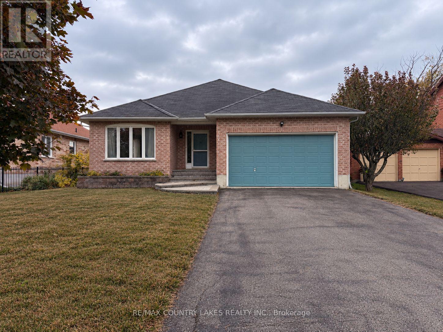 43 Elmwood Avenue, Brock, ON photo 2