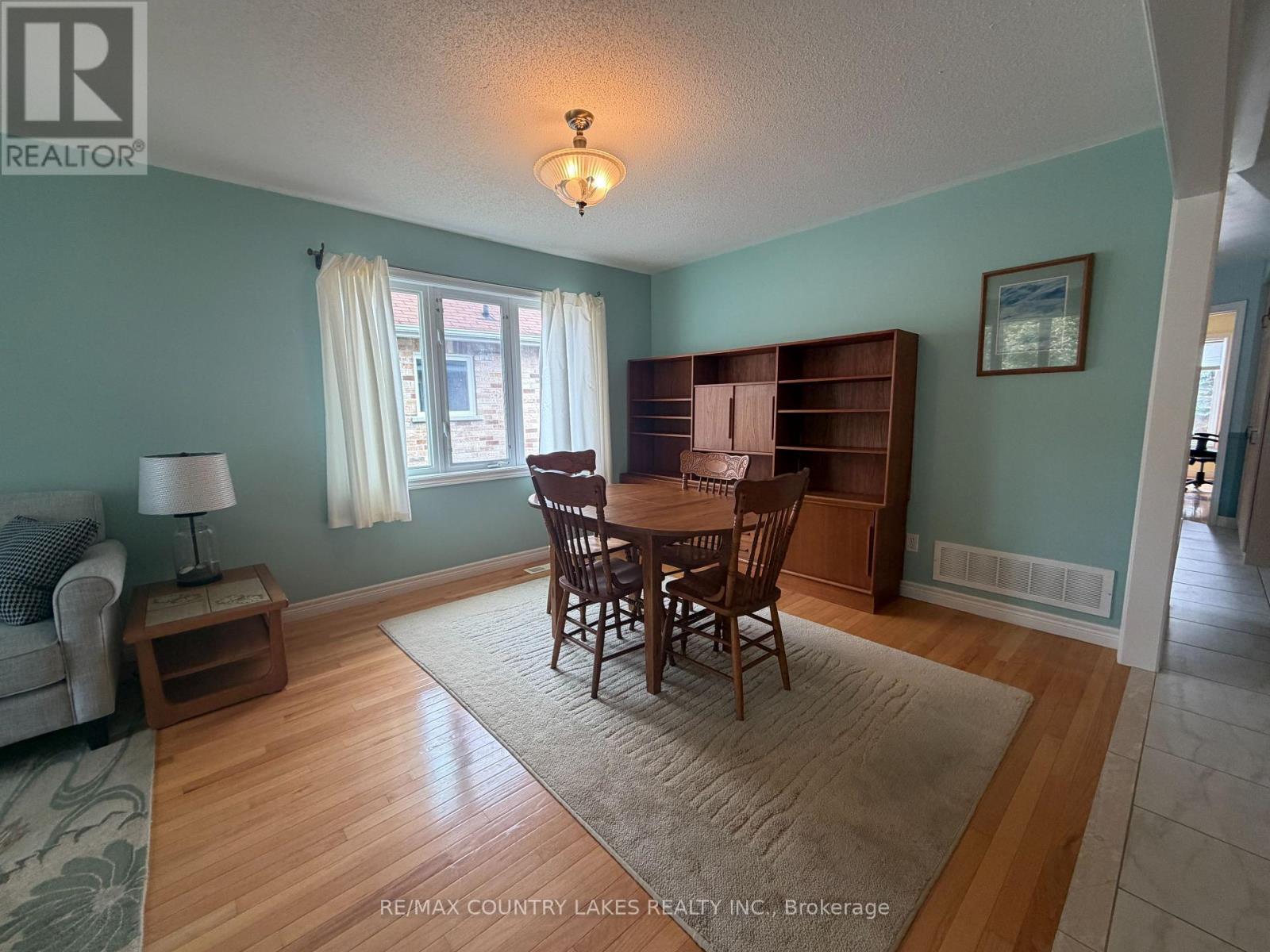 43 Elmwood Avenue, Brock, ON photo 7