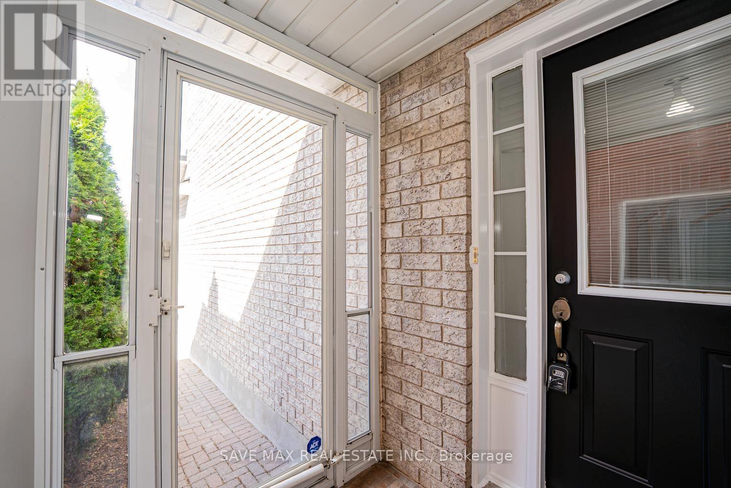 1148 Windbrook Grove, Mississauga, ON photo 3