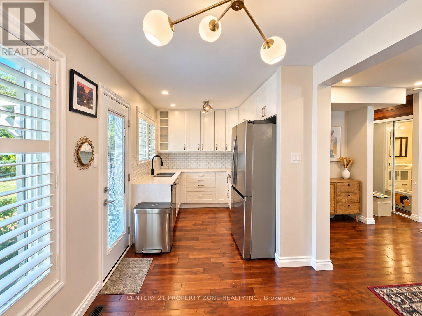 5190 Ridgewell Road, Burlington, ON photo 9