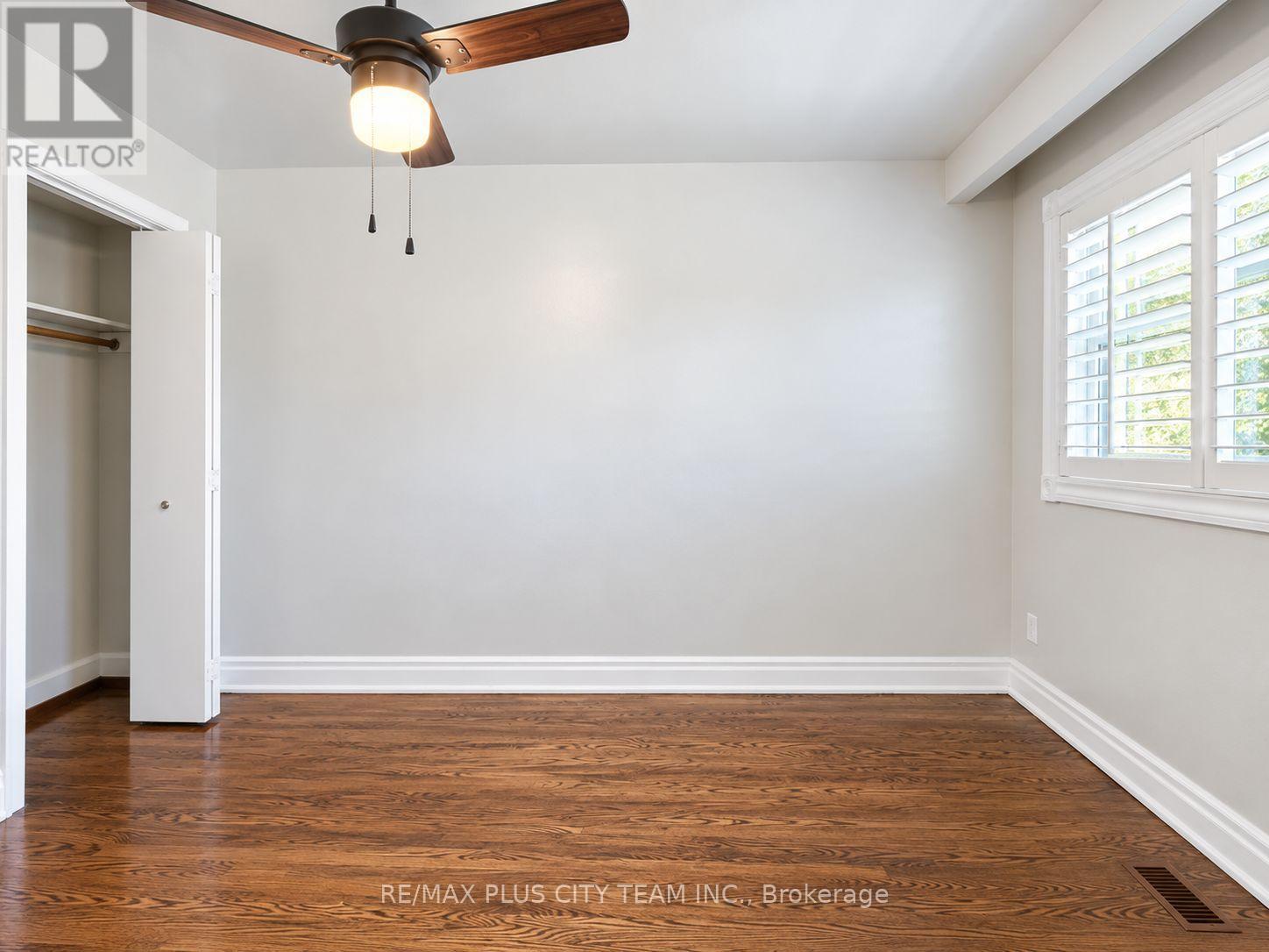 50 Blossom Crescent — photo 18