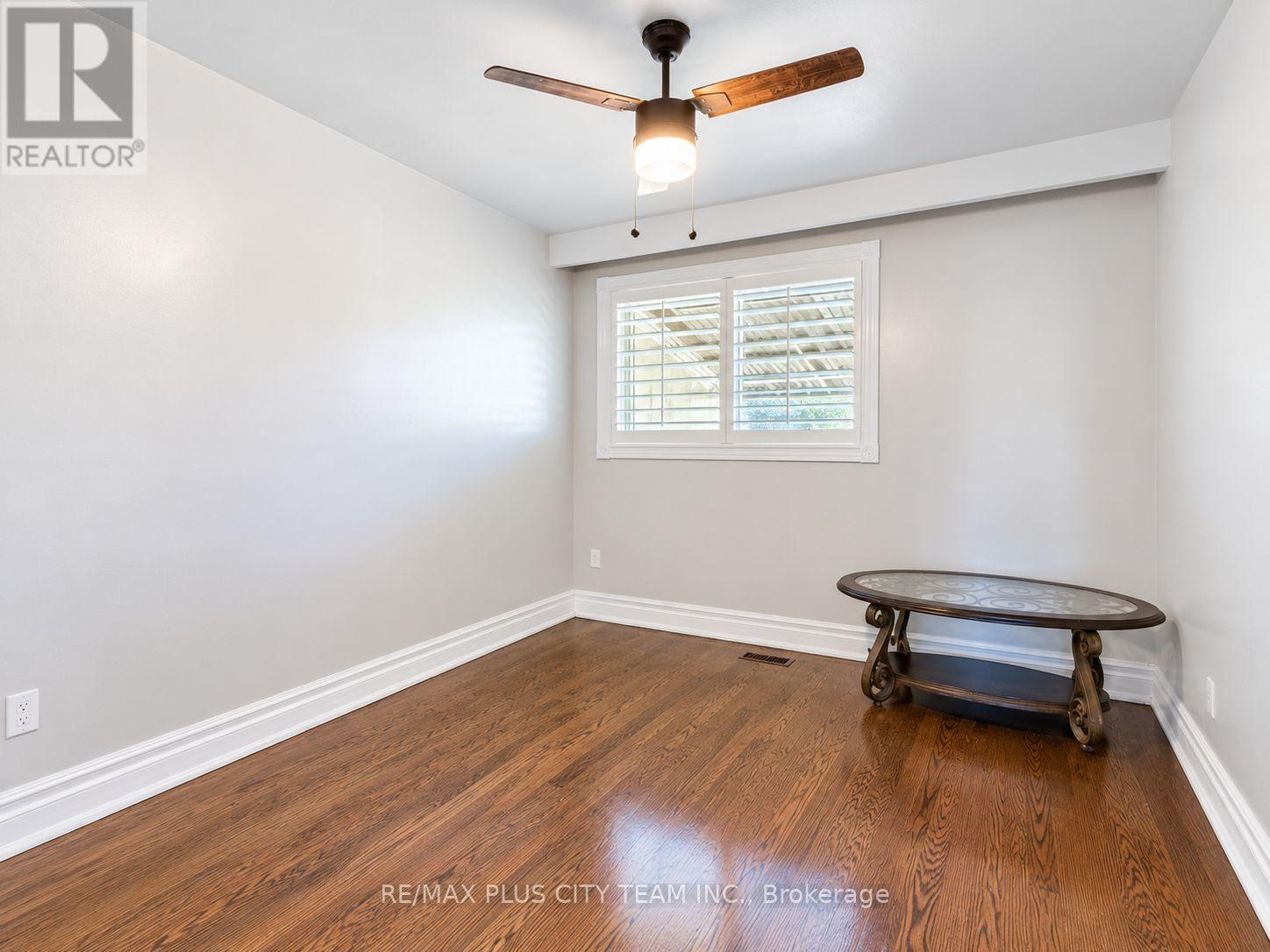 50 Blossom Crescent — photo 19