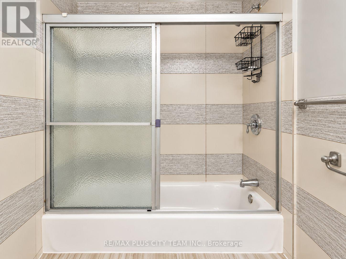 50 Blossom Crescent — photo 25