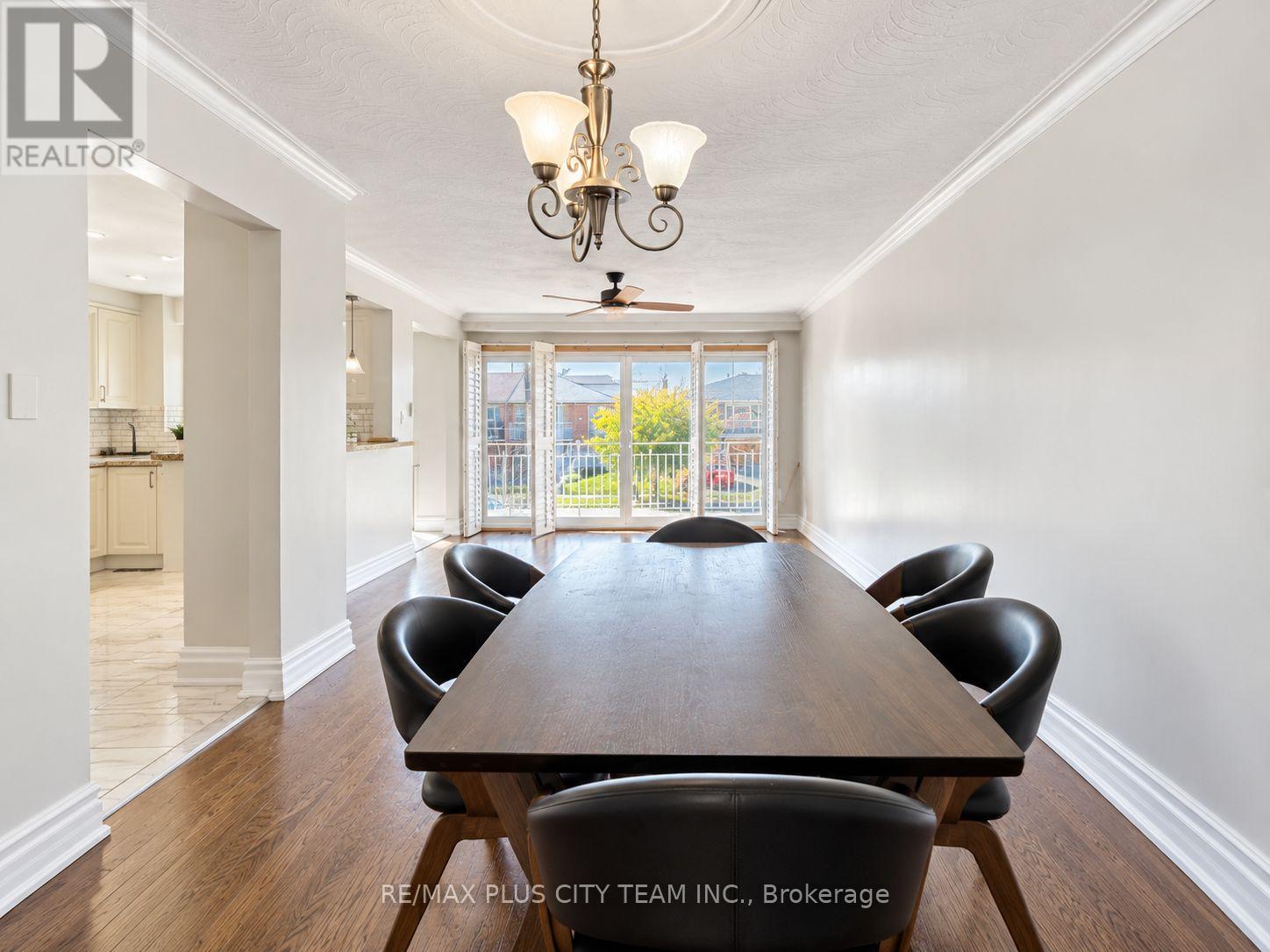 50 Blossom Crescent — photo 4