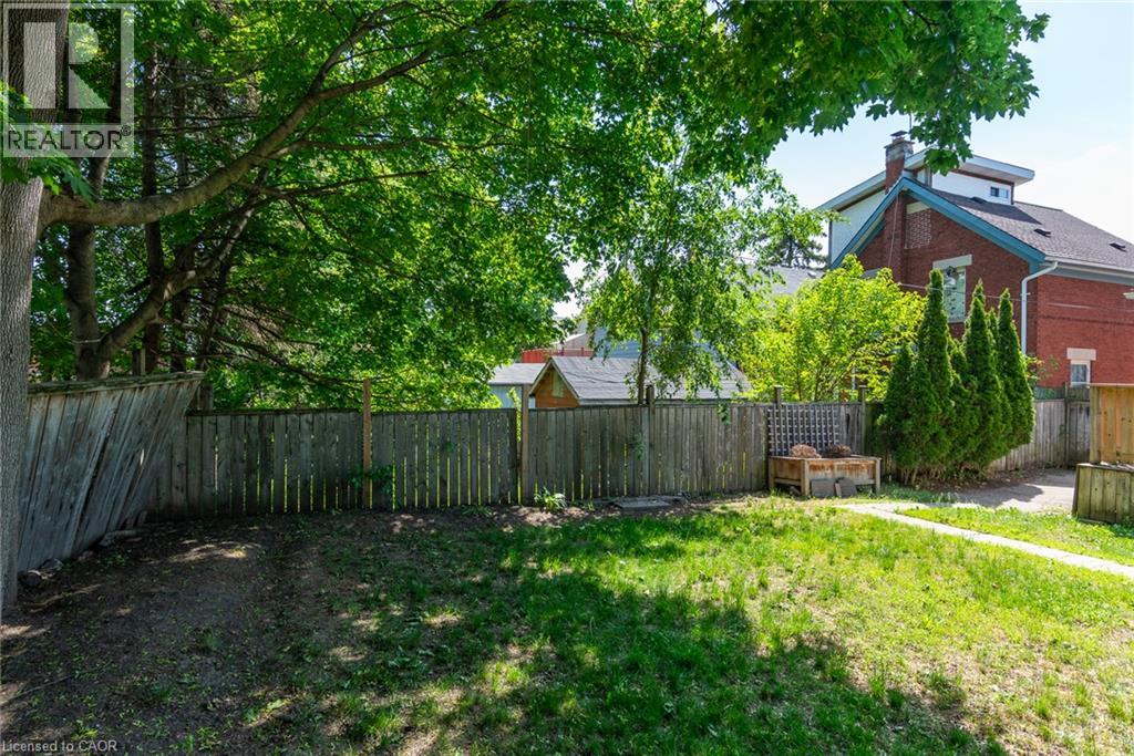 40 Woodland Avenue — photo 46
