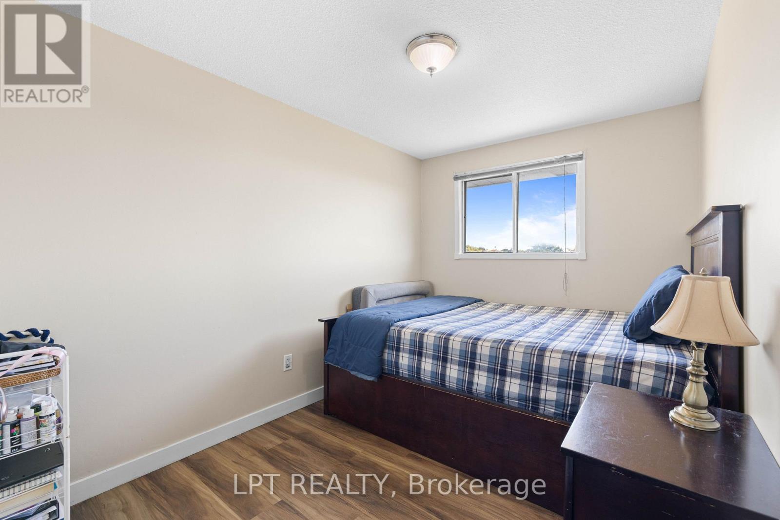 102 The Country Way, Kitchener, ON photo 18