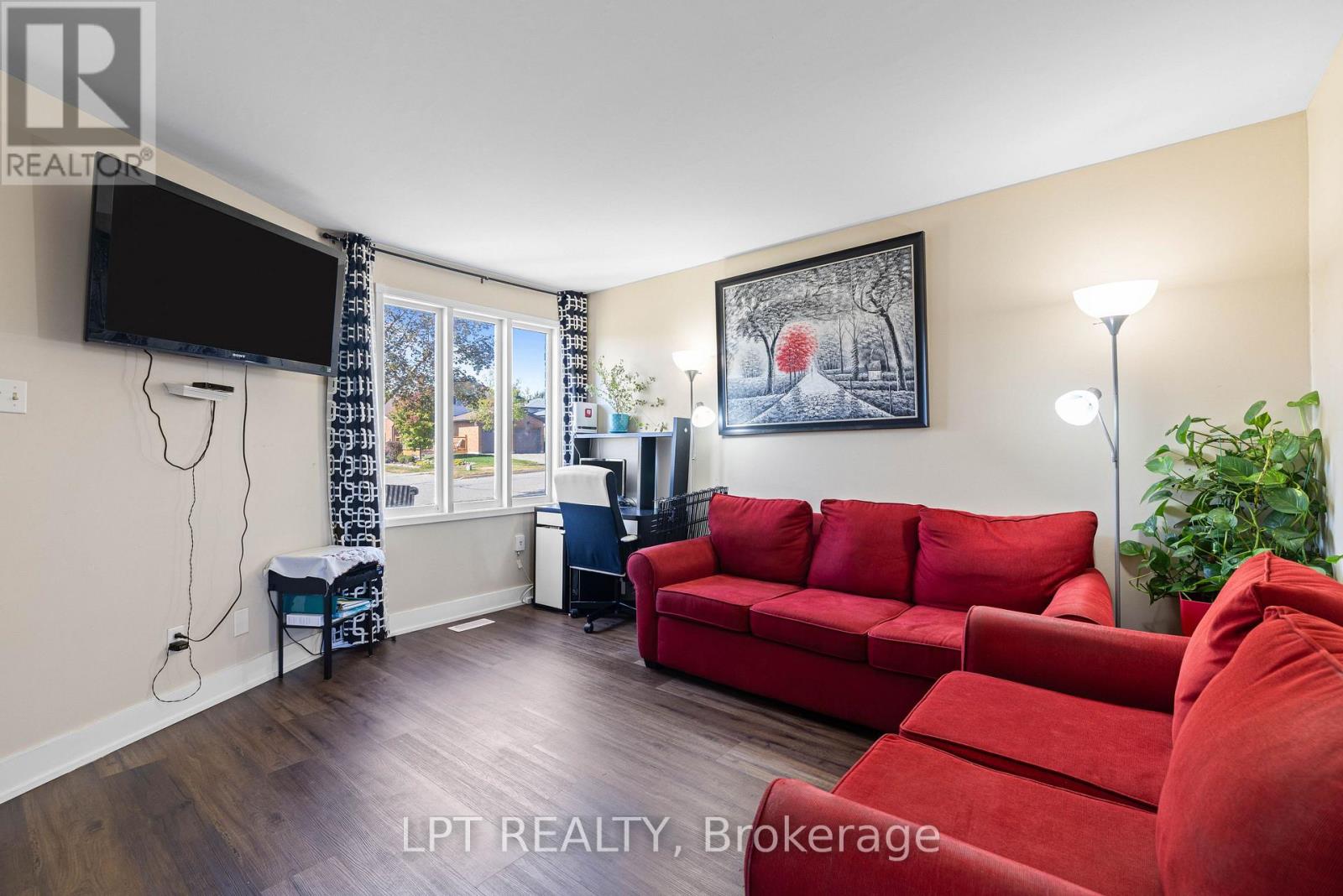 102 The Country Way, Kitchener, ON photo 7