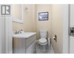 102 The Country Way, Kitchener, ON N2E2K8 Photo 12