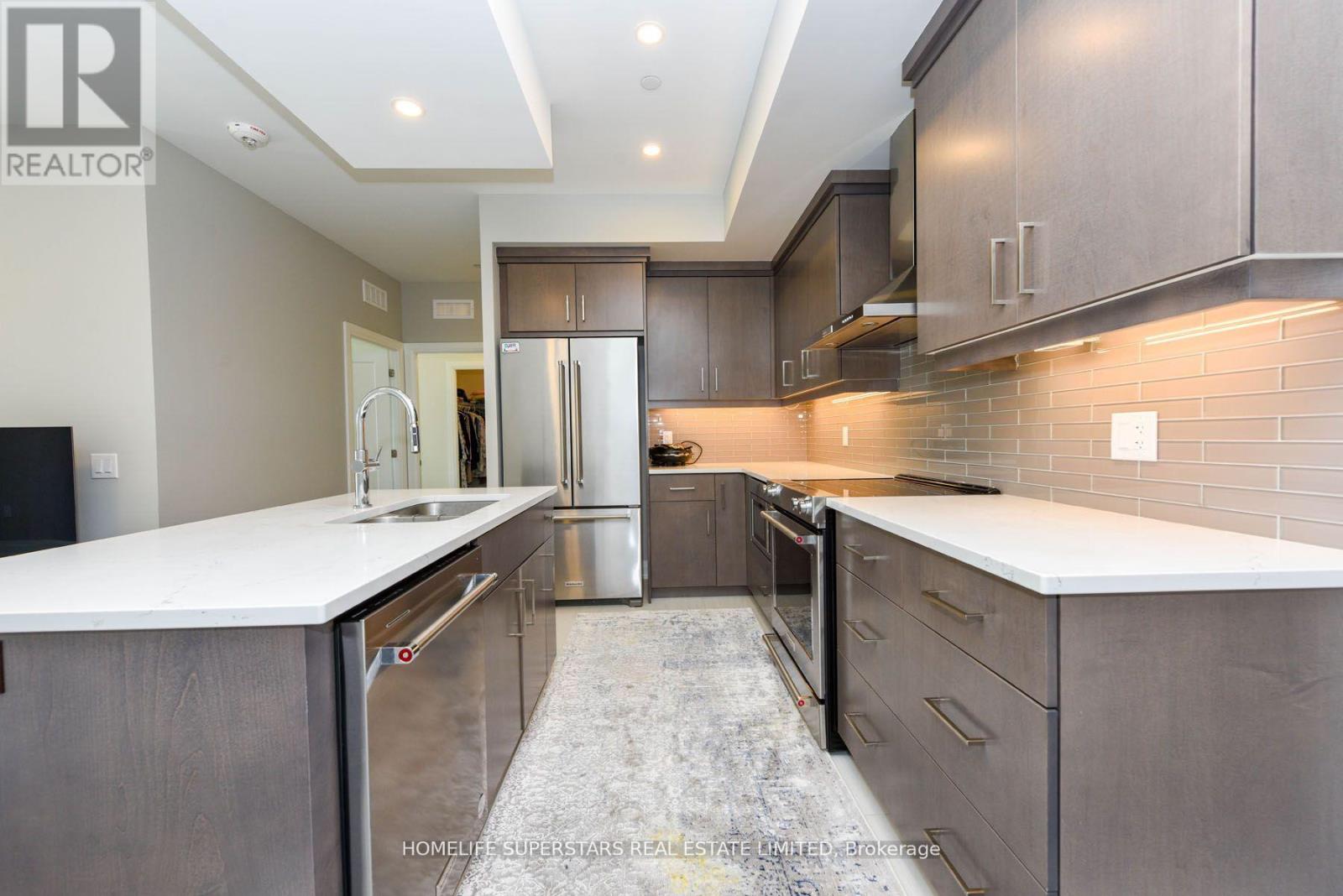#403 71 WYNDHAM STREET S - 7