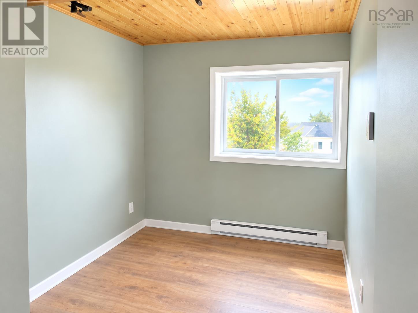 Property 21 of 25 of 63 Drumdonald Road