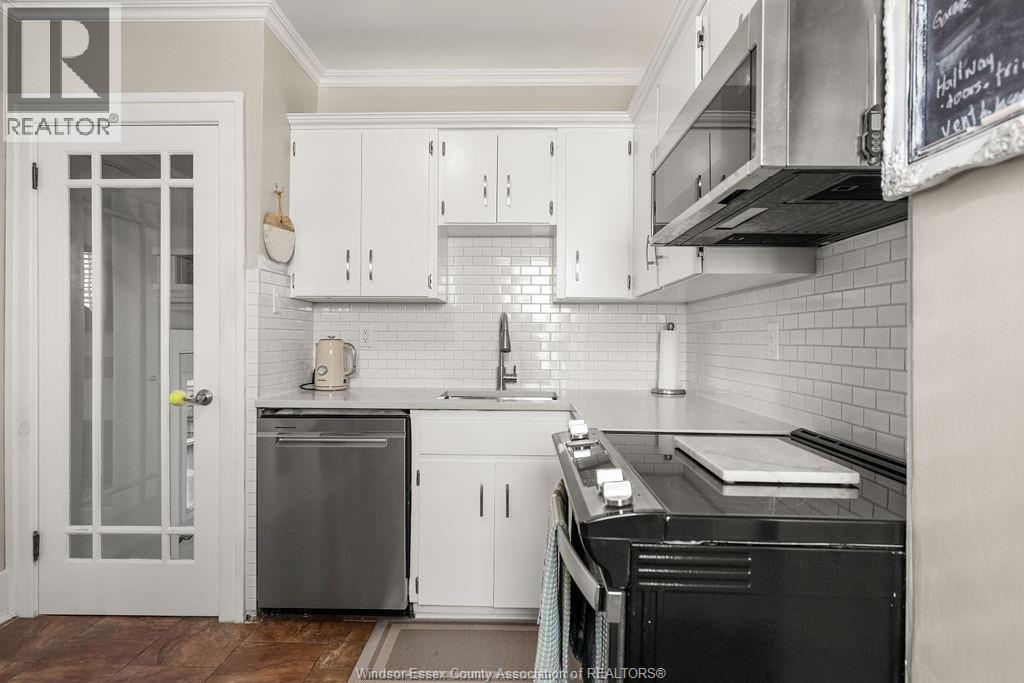 1248 GLADSTONE AVENUE - Image 12