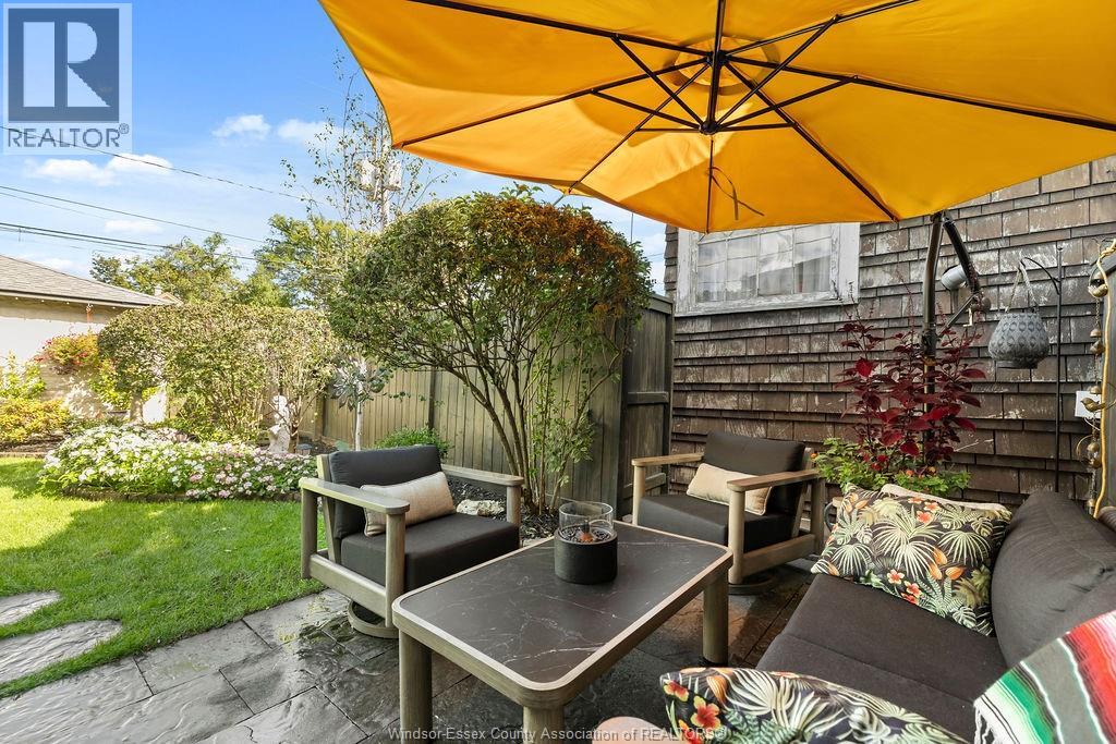 1248 GLADSTONE AVENUE - 30