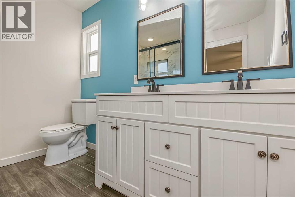9907 85 Avenue - 18